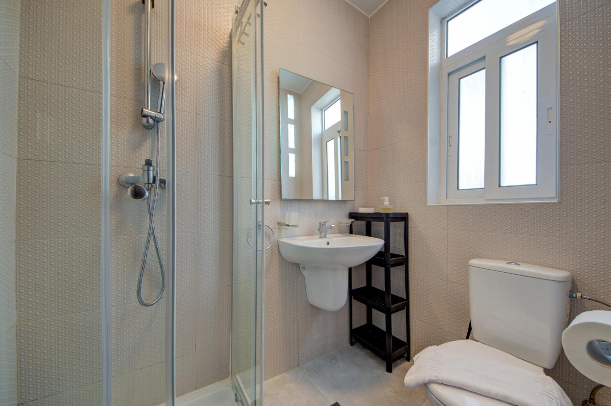 New By Sf Homes - Close To The *